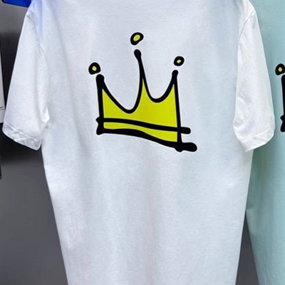 市场上装-T恤-欧货T恤