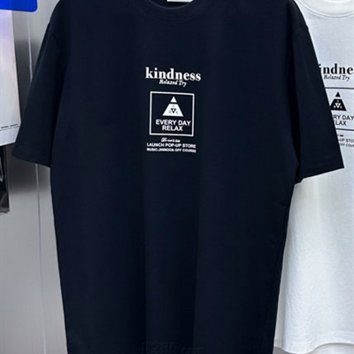 市场上装-T恤-欧货T恤