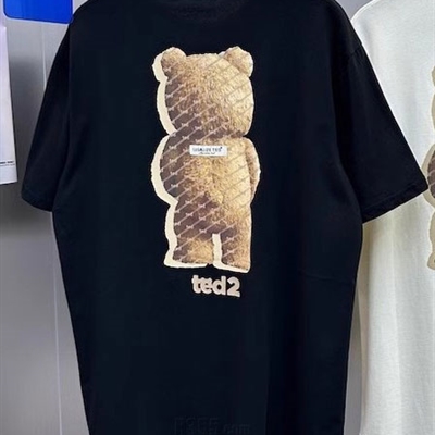 市场上装-T恤-欧货T恤