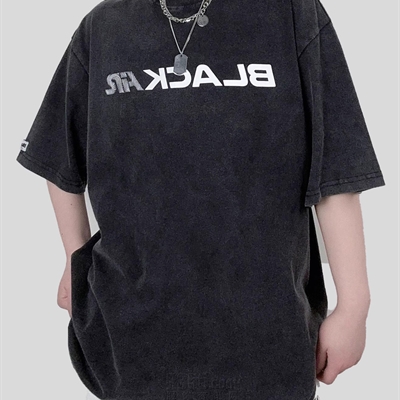 市场上装-T恤-电商T恤