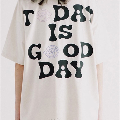 市场上装-T恤-电商T恤