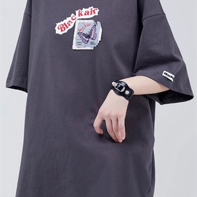 市场上装-T恤-电商T恤