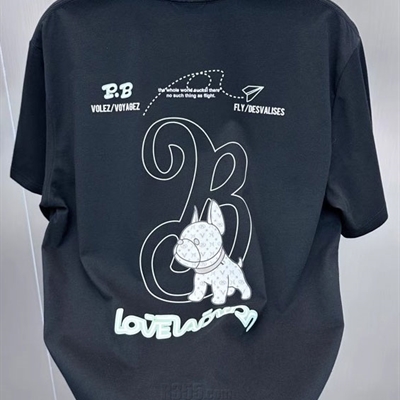 市场上装-T恤-欧货T恤