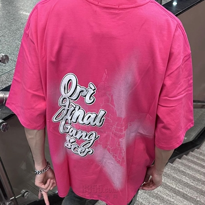 市场上装-T恤-电商T恤