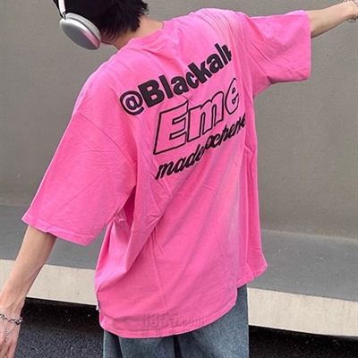 市场上装-T恤-电商T恤