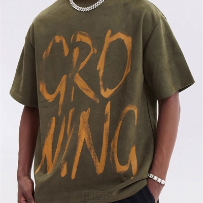 市场上装-T恤-电商T恤