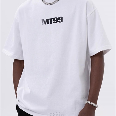 市场上装-T恤-电商T恤