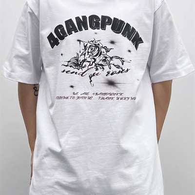 市场上装-T恤-电商T恤