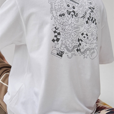 市场上装-T恤-电商T恤