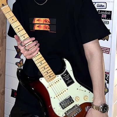 市场上装-T恤-电商T恤