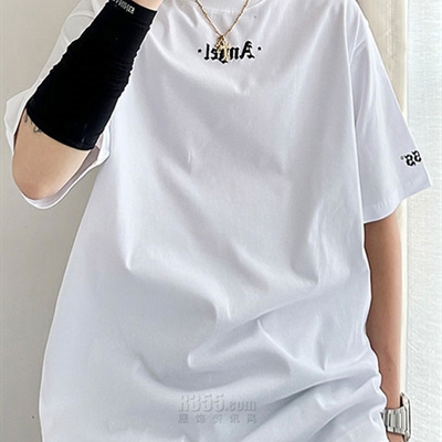 市场上装-T恤-电商T恤