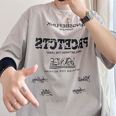 市场上装-T恤-电商T恤