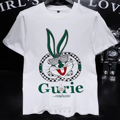 市场上装-T恤-欧货T恤