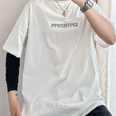 市场上装-T恤-电商T恤