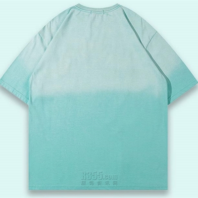 市场上装-T恤-电商T恤