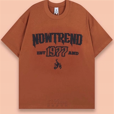 市场上装-T恤-电商T恤