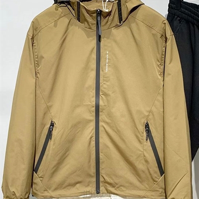 市场上装-夹克-休闲夹克