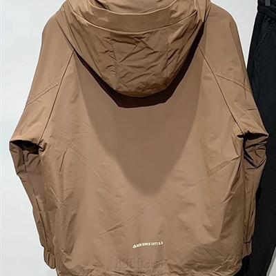 市场上装-夹克-休闲夹克