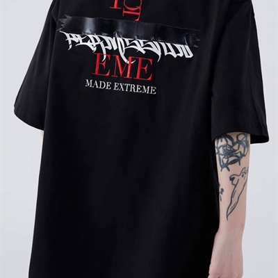 市场上装-T恤-电商T恤