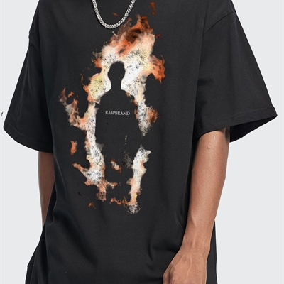 市场上装-T恤-电商T恤