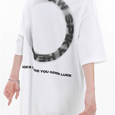 市场上装-T恤-电商T恤