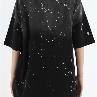 市场上装-T恤-电商T恤