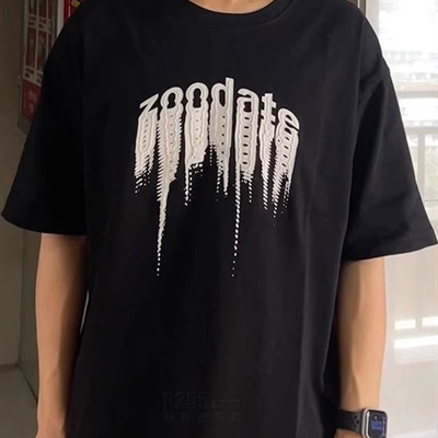 市场上装-T恤-电商T恤