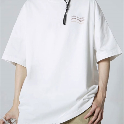 市场上装-T恤-电商T恤