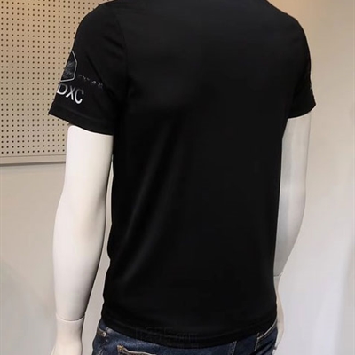 市场上装-T恤-欧货T恤