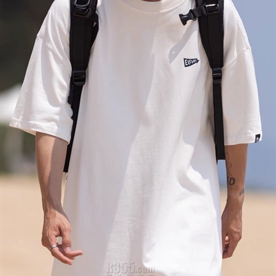 市场上装-T恤-电商T恤