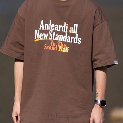 市场上装-T恤-电商T恤