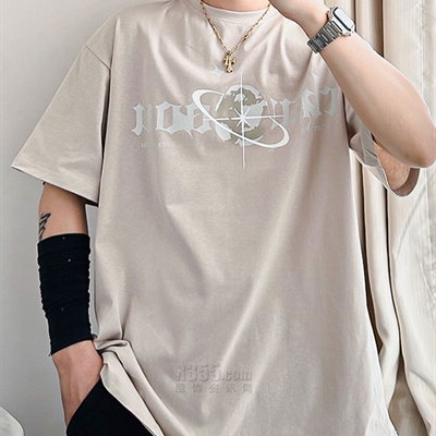 市场上装-T恤-电商T恤