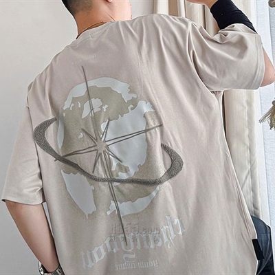 市场上装-T恤-电商T恤