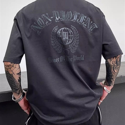 市场上装-T恤-电商T恤