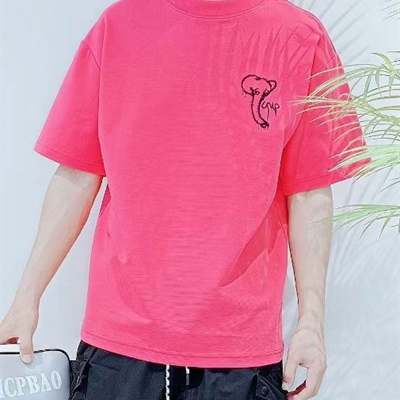 市场上装-T恤-电商T恤