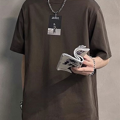 市场上装-T恤-电商T恤