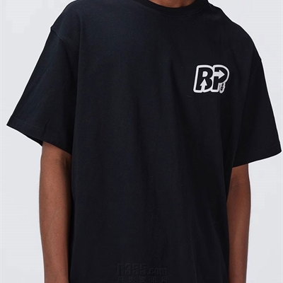 市场上装-T恤-电商T恤