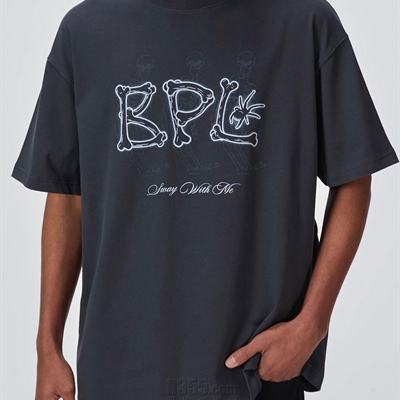 市场上装-T恤-电商T恤