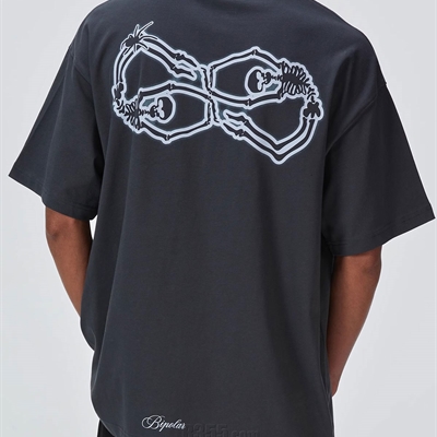 市场上装-T恤-电商T恤