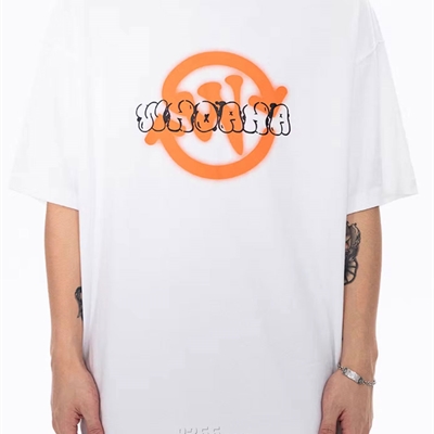 市场上装-T恤-电商T恤