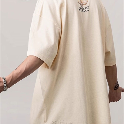 市场上装-T恤-电商T恤