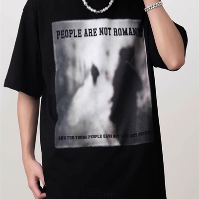 市场上装-T恤-电商T恤