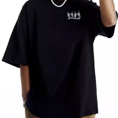 市场上装-T恤-电商T恤