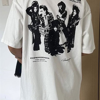 市场上装-T恤-电商T恤