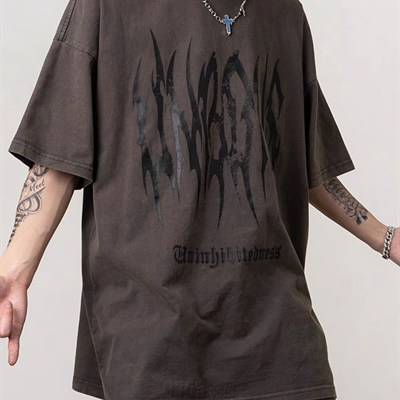 市场上装-T恤-电商T恤