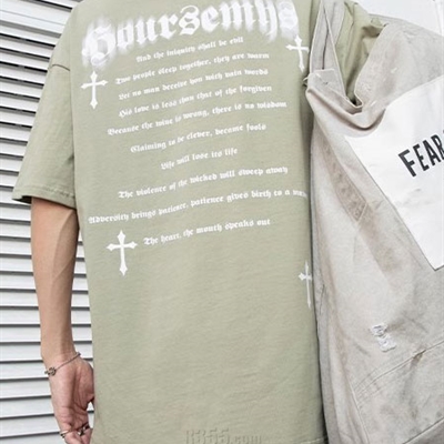 市场上装-T恤-电商T恤