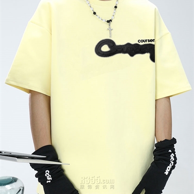 市场上装-T恤-电商T恤