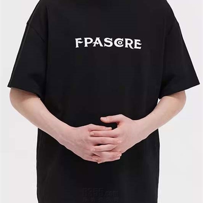 市场上装-T恤-电商T恤