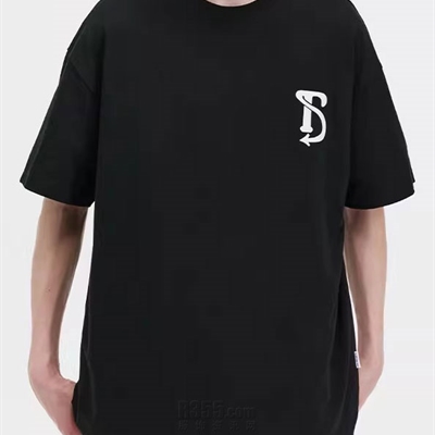 市场上装-T恤-电商T恤