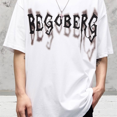 市场上装-T恤-电商T恤